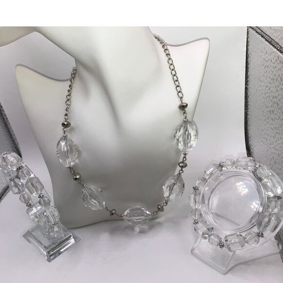 Clear Beaded Crystal Silver-Tone Spacers Necklace & 2 Bracelets Set! - Picture 11 of 13